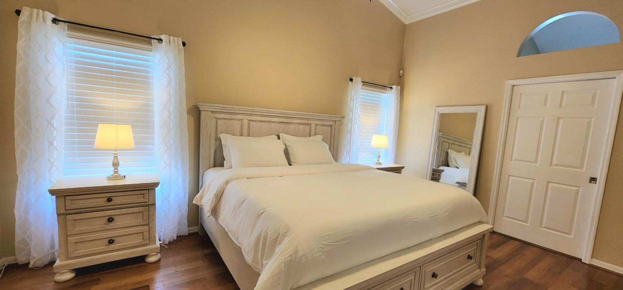 Luxury 3-Bedroom Home Near Beaches With Pool ベロ・ビーチ エクステリア 写真